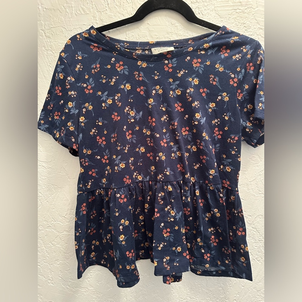 Bobeau Navy Floral Peplum Blouse